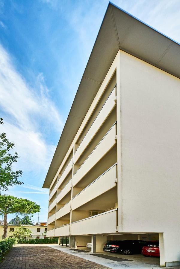Residence Columbia Bibione Exterior photo